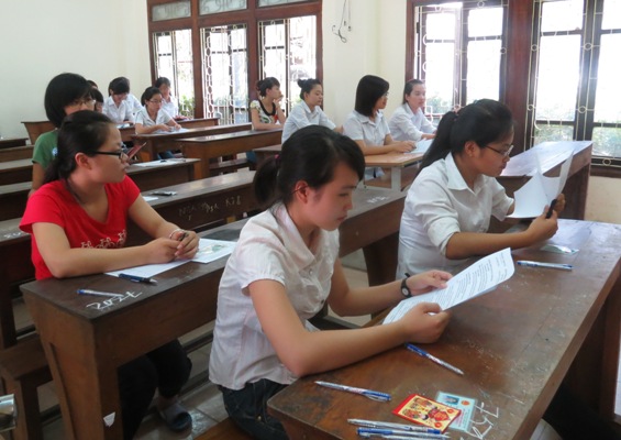 Dự kiến có 2 mức điểm sàn trong kỳ thi tuyển sinh năm 2013